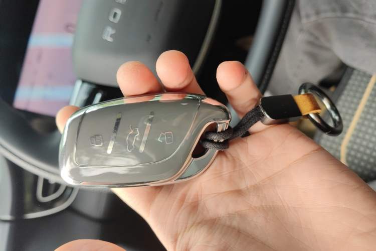 Used Roewe D7 2023 DMH 125km Excellence Edition
