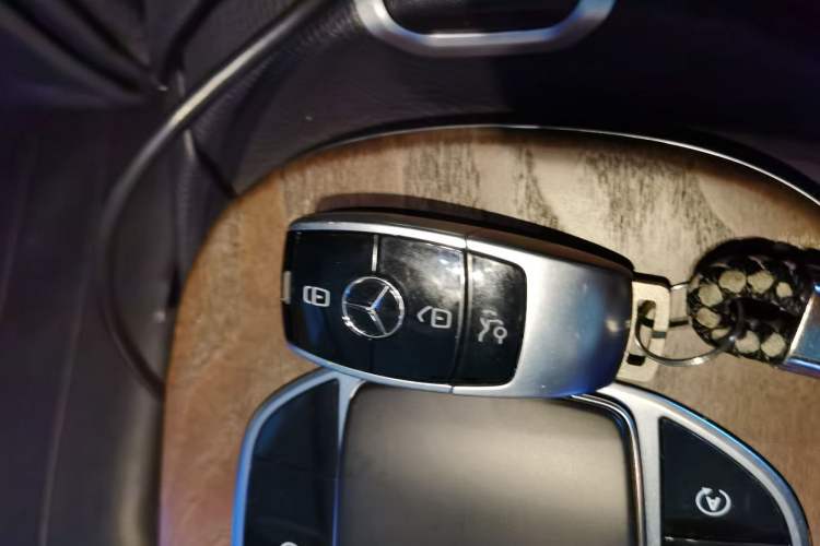 Used Mercedes-Benz E-Class 2019 E 300 L Stylish Model
