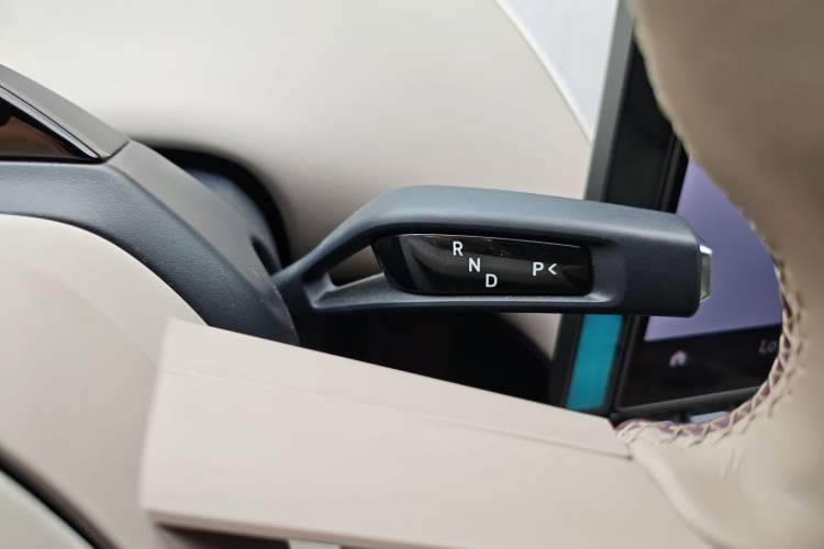 Used Xiaomi Auto YU7 2025 Ultra-Long Range High-Performance All-Wheel-Drive Max Edition