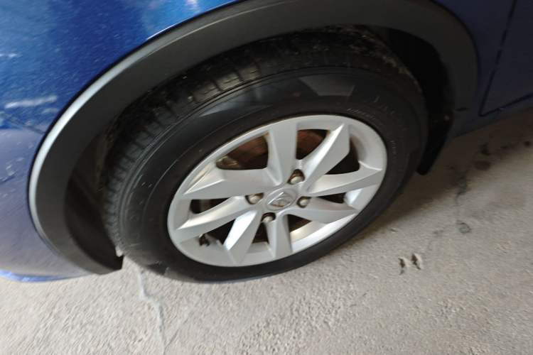 Used Baojun 310W 2017 1.5L Manual Fashion Model China V