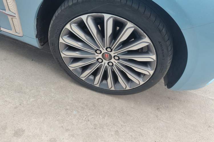 Used Hongqi H9 2020 3.0T Smart Connect Flagship Four-Seat Version Right Front Wheel Hub