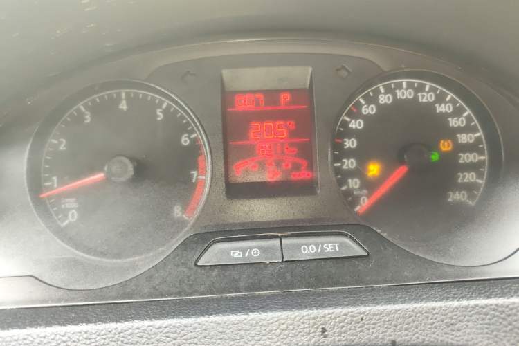 Used Volkswagen Santana 2019 1.5L Automatic Fashion Edition China VI Odometer Close Up