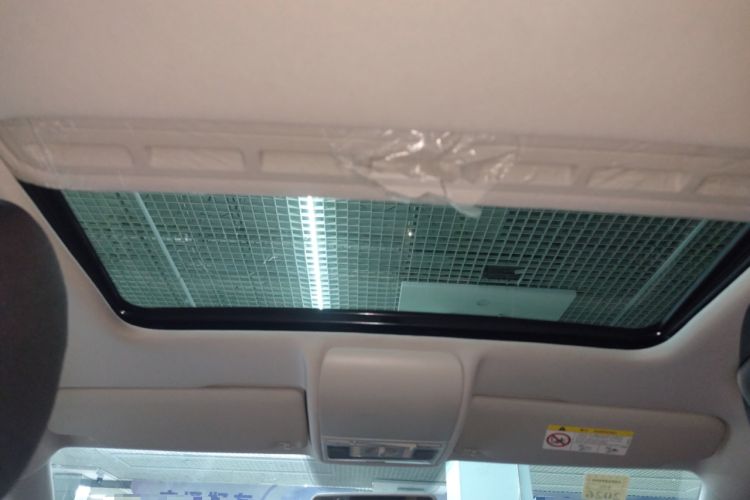 Used Volkswagen Polo 2016 1.6L Automatic Comfort Model Headliner