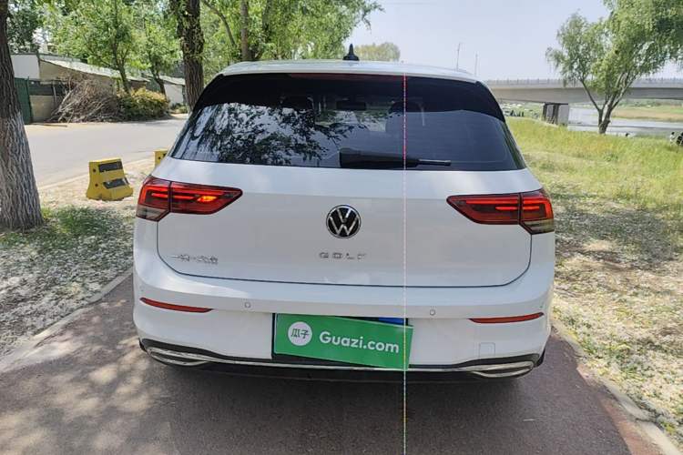 Used Volkswagen Golf 2021 200TSI DSG Pro
