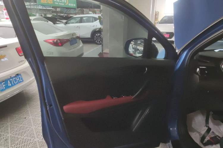 Used Lynk & Co 06 2020 1.5T JinPro model