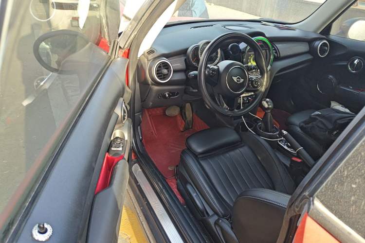 Used MINI 2014 1.5T COOPER Excitement