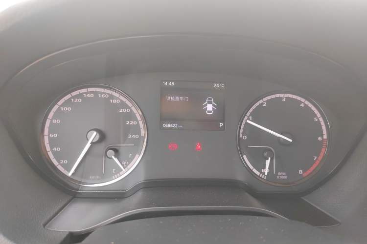 Used Qoros 3 2016 Sedan 1.6T Automatic ZhiKu Model