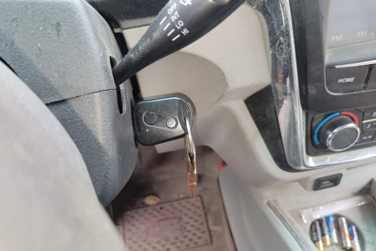 Used Jinbei New Hiace X30L 2021 1.5L Business Central Air-Conditioned Coach China VI Standard SWC15M