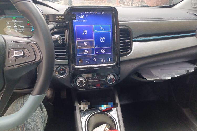 Used Chery Little Ant 2022 Revised Version Sweet Pink Edition Half-Sugar Version Lithium Iron Phosphate 30.7 kWh 30 kW 301 km Audio And AC Panel