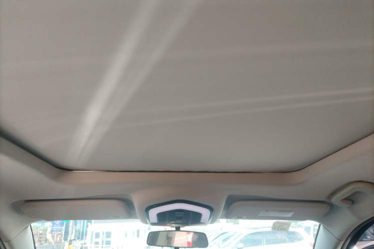 Used SWM G05 2021 PRO 2.0L Manual Elite 7-seater