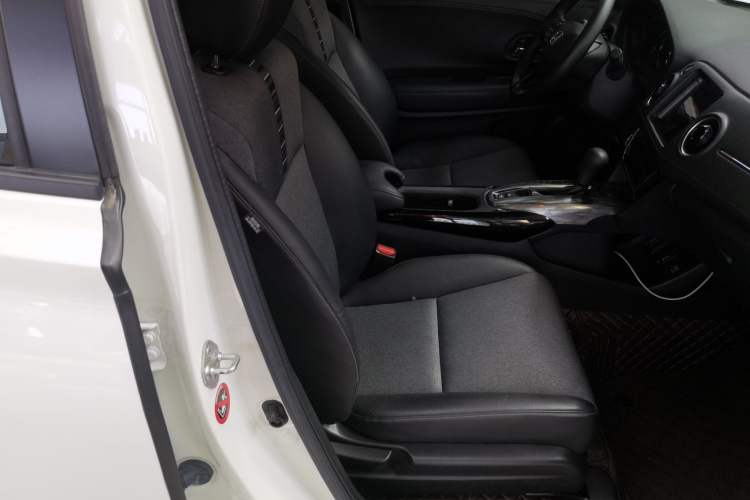 Used Honda XR-V 2021 220TURBO CVT Luxury Edition Right Front Seat