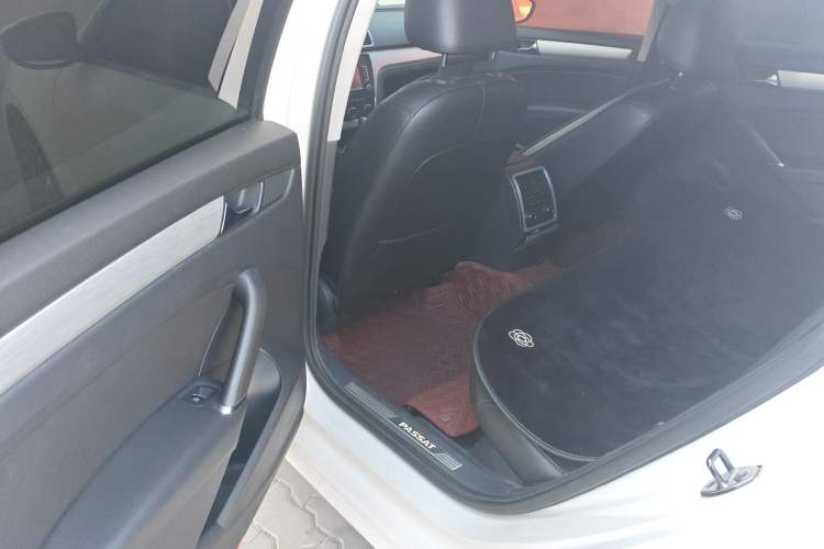 Used Volkswagen Passat 2014 1.8TSI DSG Prestige Navigation Edition