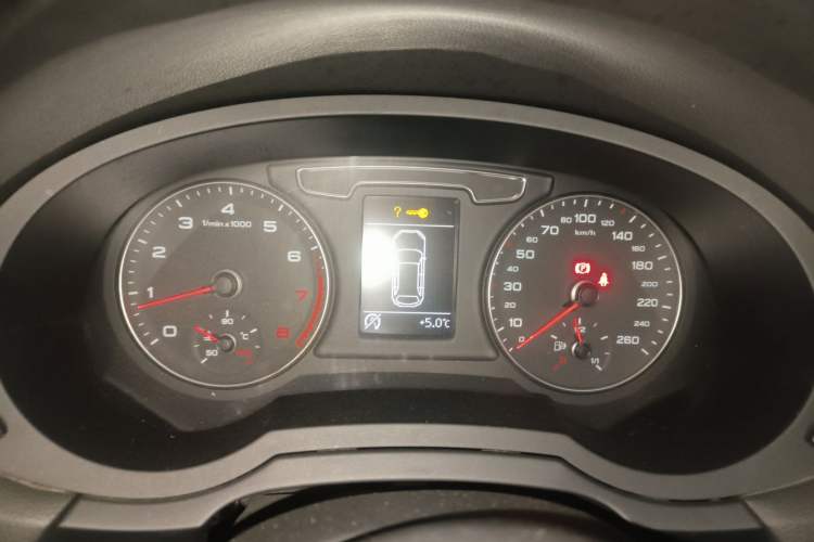 Used Audi Q3 2017 30 TFSI Fashion Model