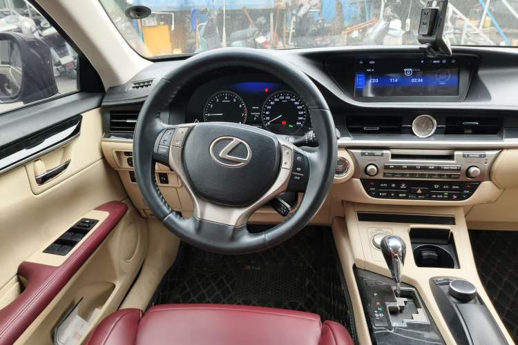 Used Lexus ES 2013 250 Elite Edition Steering Wheel