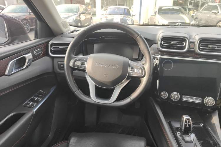 Used Lynk & Co 02 2018 1.5T DCT Two-Wheel Drive Pro Version China V Emission Standard
