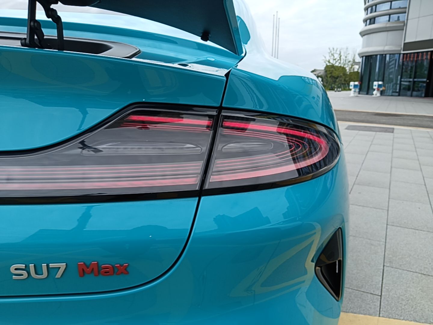 Xiaomi Auto SU7 2024 Four-Wheel Drive Ultra-Long Range Advanced Intelligent Driving Max Edition — снимка 9