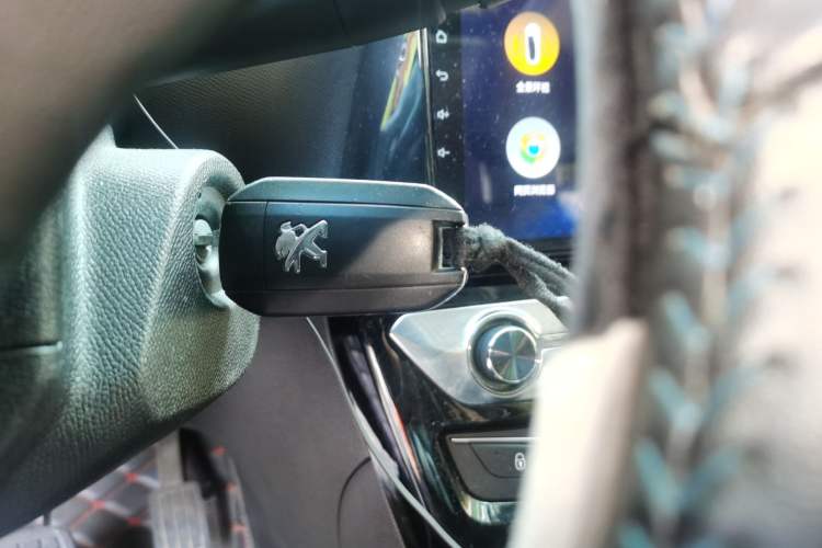 Used Peugeot 308 2016 1.6L Automatic Luxury Edition
