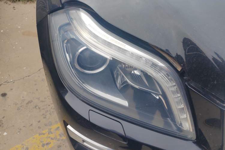 Used Mercedes-Benz GL-Class 2014 GL 350 CDI 4MATIC Right Front Headlight