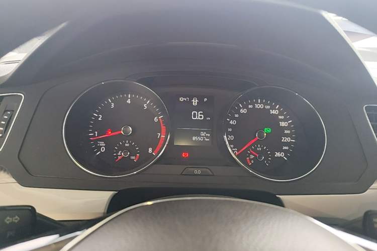 Used Volkswagen Lamando 2017 230TSI DSG Fashion Edition Instrument Cluster