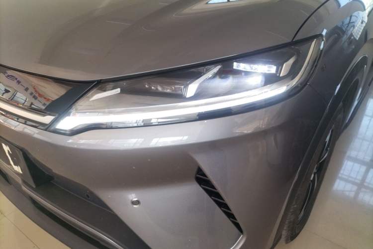 Used BYD Yuan UP 2025 Intelligent Driving Version 401 km Beyond-Range Edition