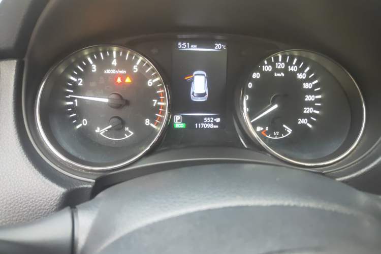 Used Nissan X-Trail 2017 2.0L CVT Comfort Edition 2WD Odometer Close Up