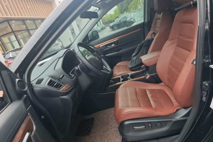 Used Honda CR-V 2017 Hybrid 2.0L Pure Drive Edition Left Front Seat