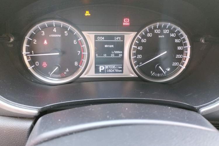 Used Suzuki Vitara 2016 1.4T Automatic Two-Wheel Drive Elite Model Odometer Close Up