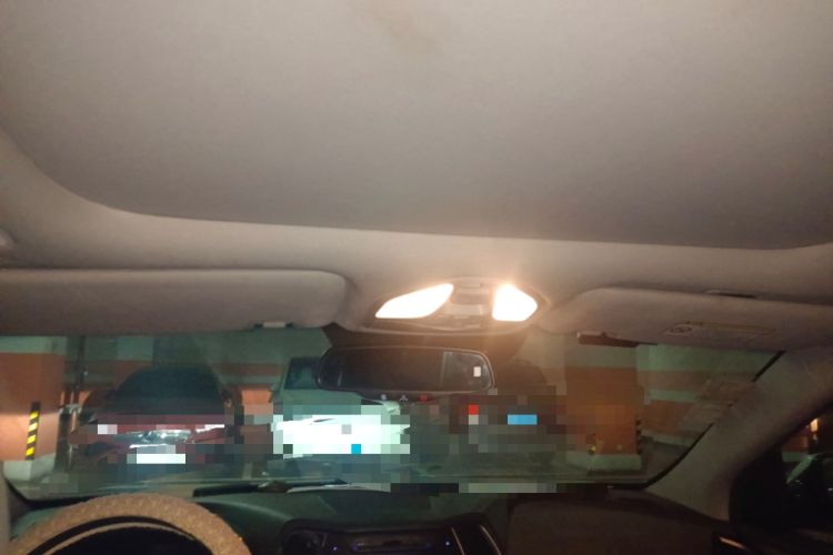 Used Hyundai Grand SantaFe 2013 3.0L 7-Seater 4x4 Flagship Edition Headliner