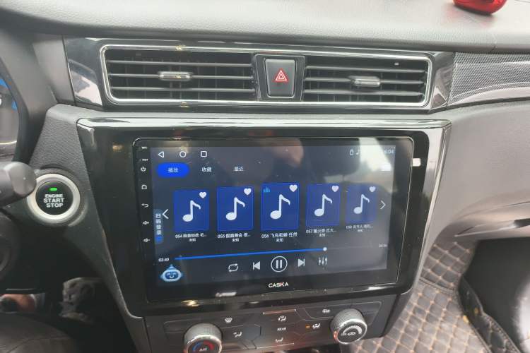 Used Dongfeng Fengon 580 2016 1.5T Manual Comfort Model Audio And AC Panel