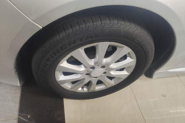 Used Mercedes-Benz R-Class 2011 R 350 L 4MATIC
