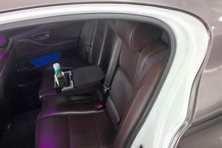 Used BMW 5 Series 2017 525Li Luxury Design Package