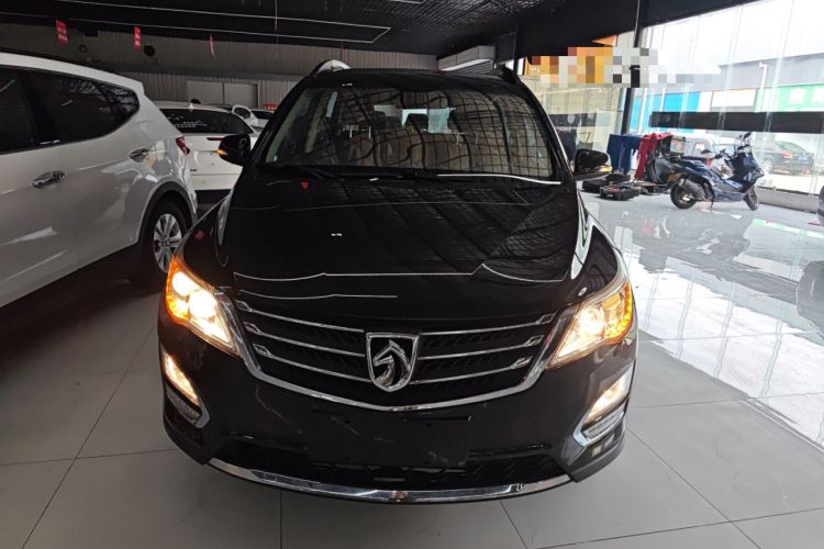 Used Baojun 560 2015 1.8L Manual Elite Edition
