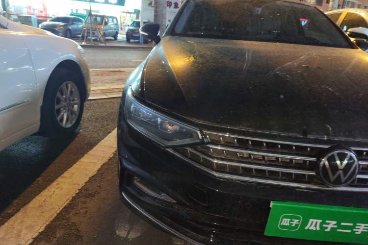 Used Volkswagen Magotan 2023 2 Million Units Commemorative Edition 330TSI DSG Luxury Version