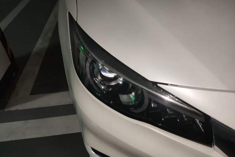 Used MG 6 2019 20T Automatic Sport Edition Right Front Headlight