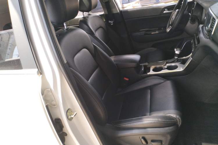 Used Kia KX5 2016 1.6T Automatic Two-Wheel Drive DLX Right Front Seat