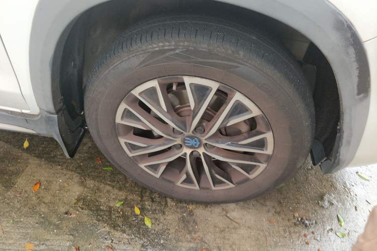 Used BYD Song New Energy 2017 Song EV300 Prestige Model
