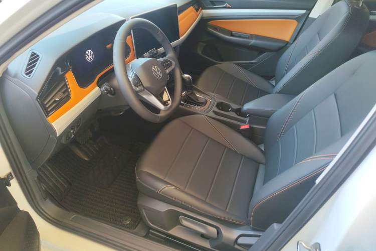 Used Volkswagen Bora 2025 Facelifted 200TSI DSG Yuexing Navigation Edition
