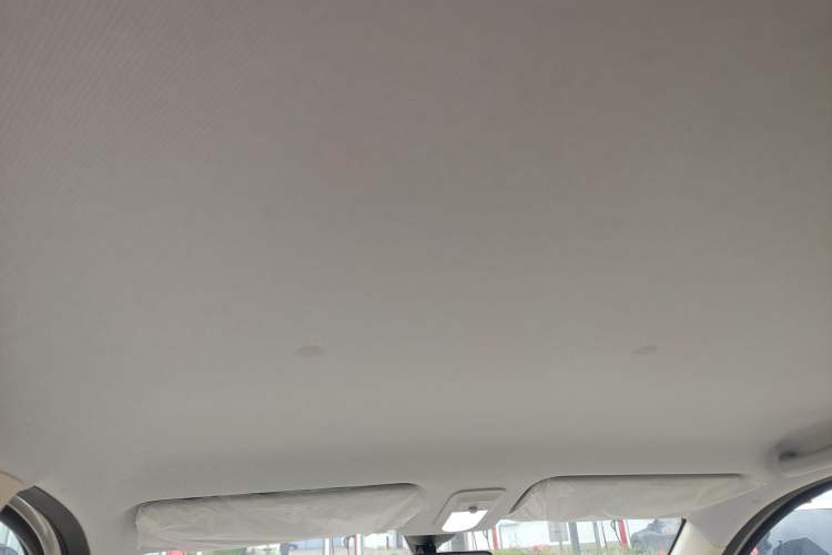 Used Wuling Hongguang MINIEV 2025 Four-Door Version Advanced Edition Headliner