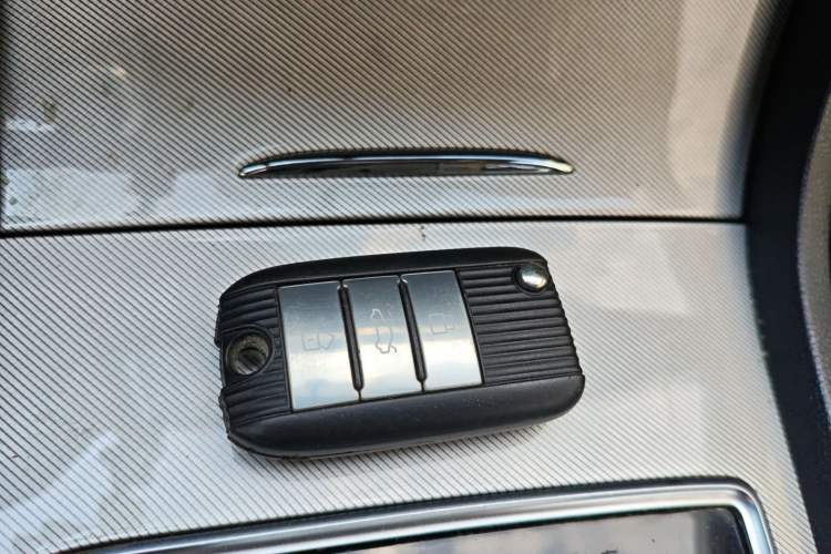 Used Roewe i6 New Energy 2017 45T Hybrid Connect & Smart Enjoyment Edition