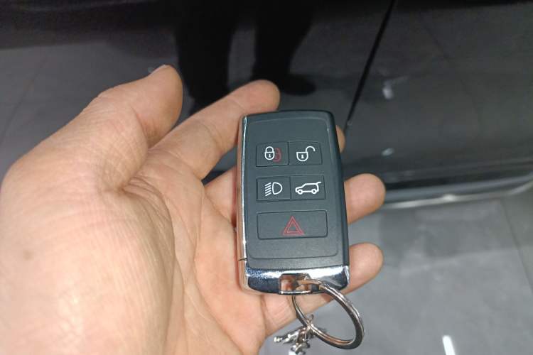 Used Land Rover Discovery Sport 2024 Luxury Custom Edition