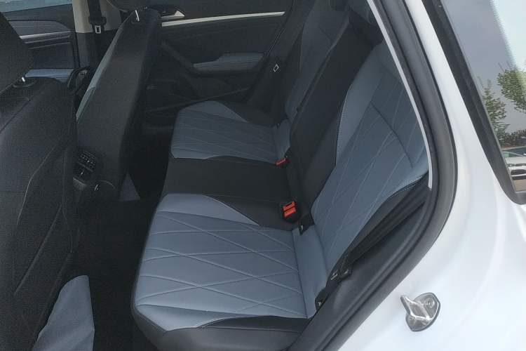 Used Volkswagen Lavida 2023 Revised Version 1.5L Automatic Starry Sky Edition – 5 Million Units Left Rear Seat