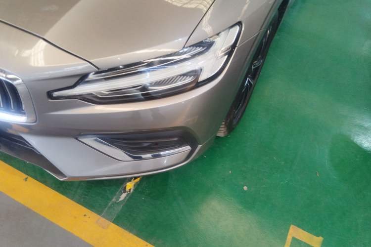 Used Volvo S60 2021 T4 Zhiyi Luxury Edition