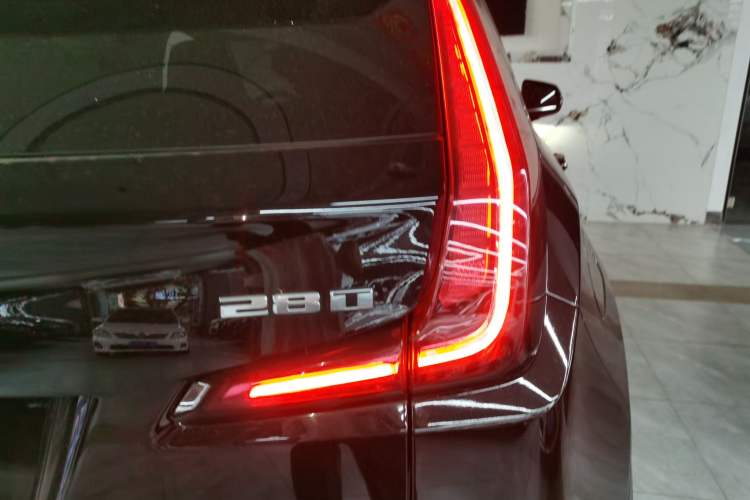 Used Cadillac XT4 2021 28T Two-Wheel Drive Luxury Version