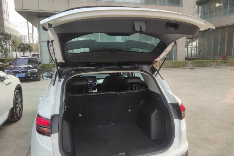 Used Geely Auto Coolray 2023 1.5T DCT Diamond Edition