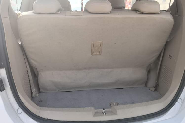 Used Baojun 730 2014 1.5L manual Comfort ESP version 7 seats