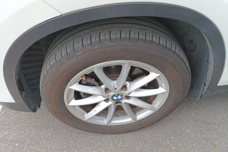 Used BMW X1 2019 sDrive18Li Fashion Model Exterior 4