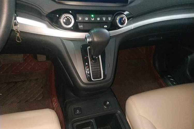 Used Honda CR-V 2016 2.0L Two-Wheel Drive Classic Edition
