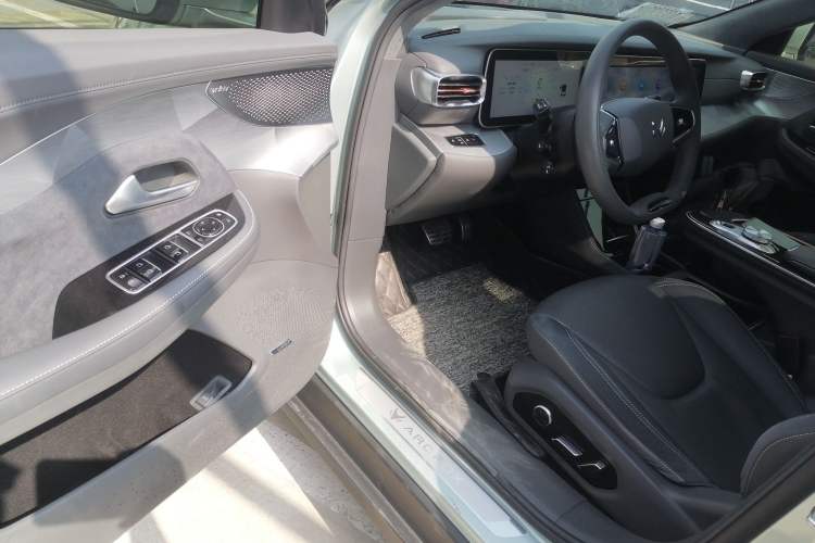 Used ARCFOX Alpha S 2021 603H Driver Seat