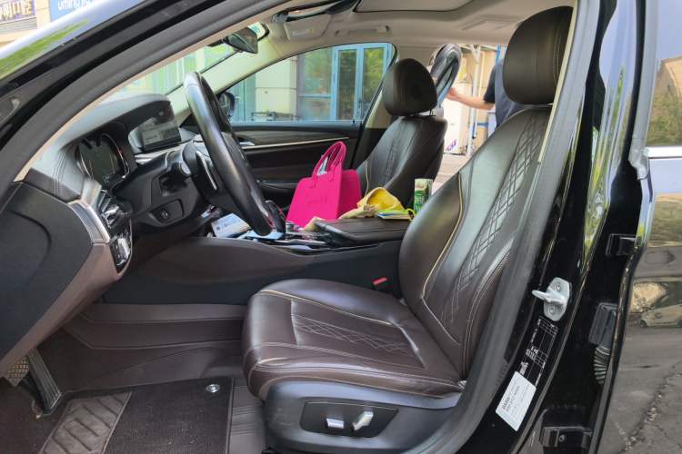 Used BMW 5 Series 2018 Revised Version 530Li Leading Edition Luxury Package
