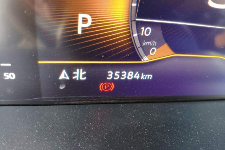 Used Volkswagen Bora 2023 200TSI DSG Enjoyment Edition Odometer Close Up